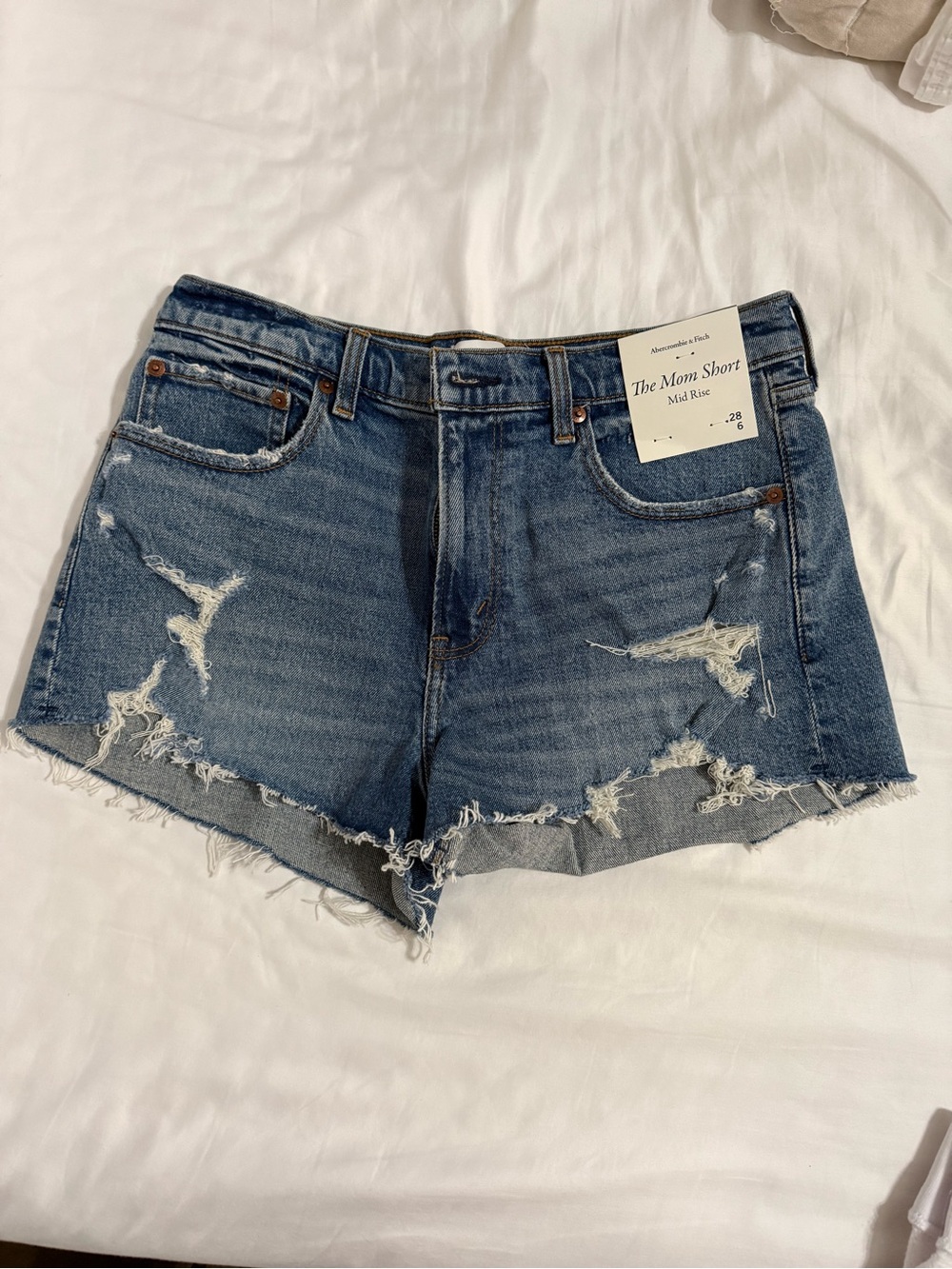 Abercrombie mom short